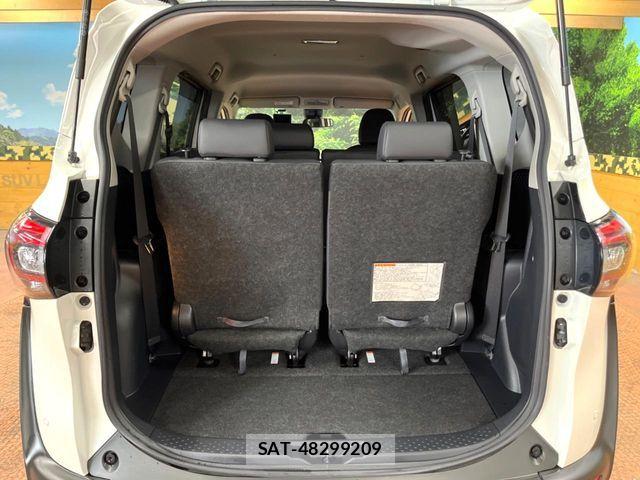 Toyota SIENTA 2019-04 7330054-10