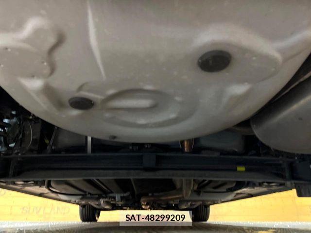 Toyota SIENTA 2019-04 7330054-18