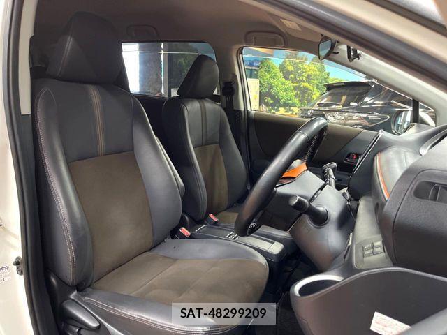 Toyota SIENTA 2019-04 7330054-7