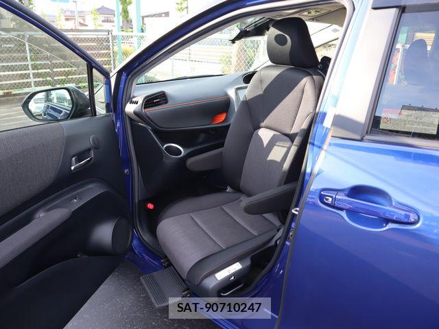 Toyota SIENTA 2022-06 7330055-12