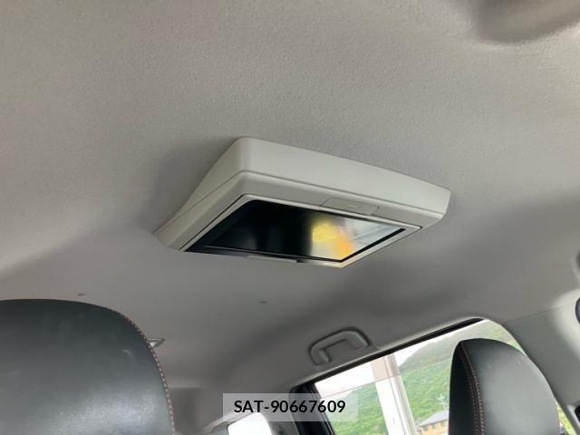 Toyota SIENTA 2018-09 7330082-25