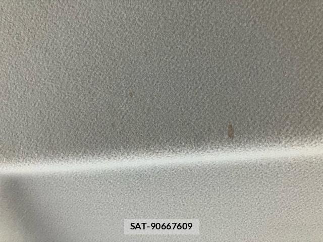 Toyota SIENTA 2018-09 7330082-26