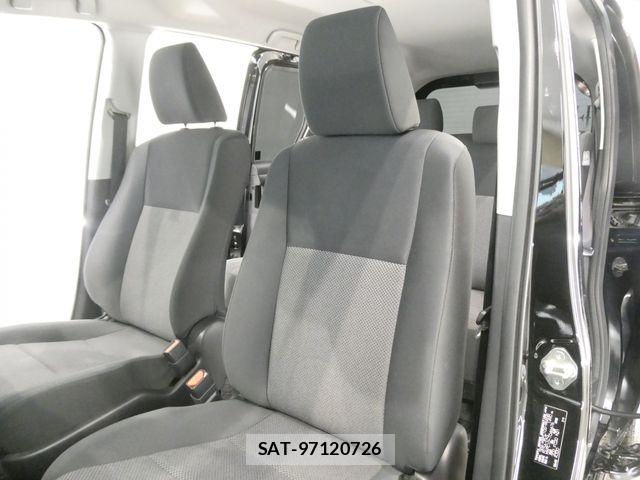Toyota SIENTA 2024-05 7330060-19