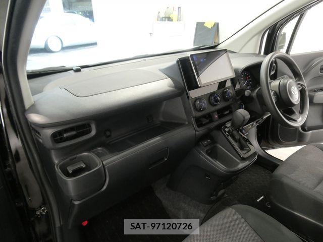 Toyota SIENTA 2024-05 7330060-20