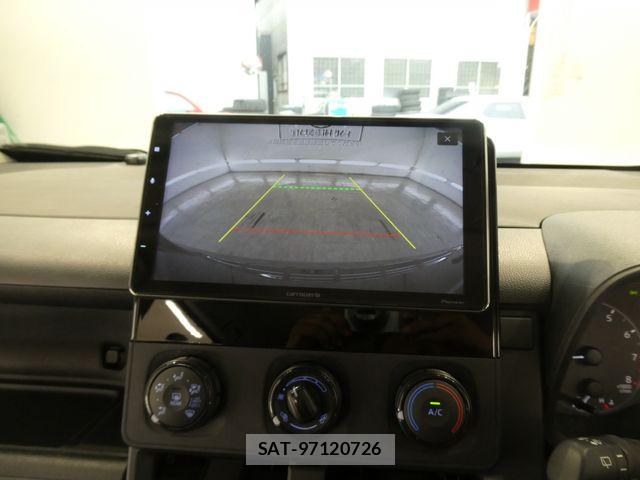 Toyota SIENTA 2024-05 7330060-25