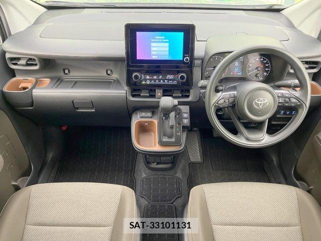 Toyota SIENTA 2024-02 7330048-1
