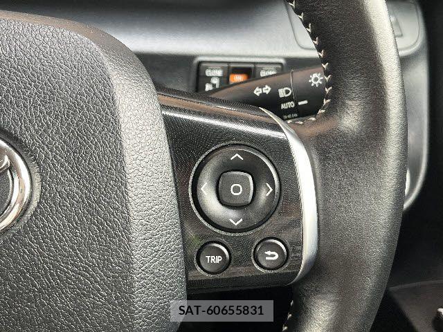 Toyota SIENTA 2021-08 7330049-22
