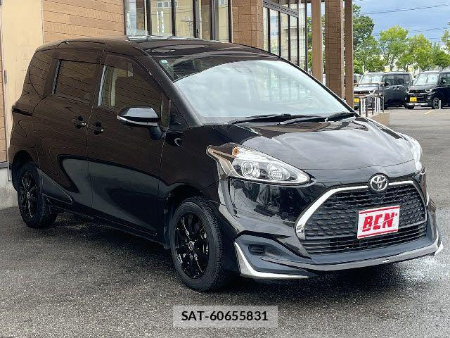 Toyota SIENTA 2021-08 7330049-6