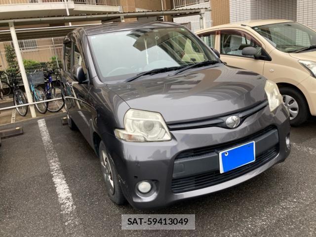 Toyota SIENTA 2012-01 7330083-1