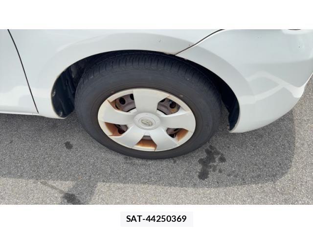 Toyota SIENTA 2007-06 7330086-2