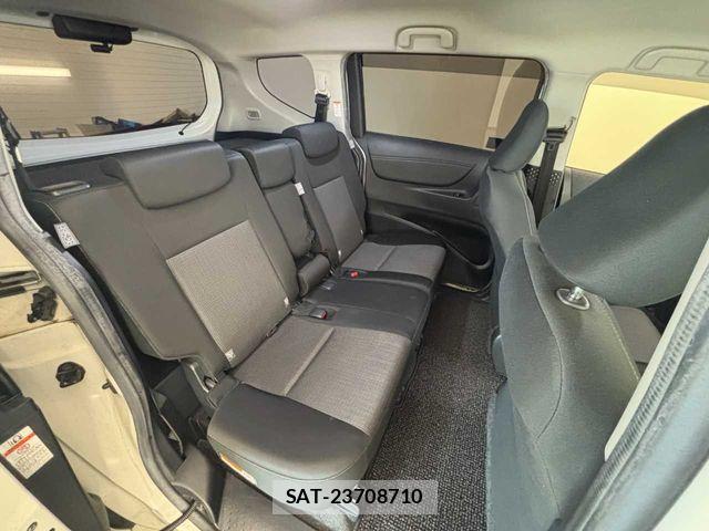 Toyota SIENTA 2019-08 7330062-14