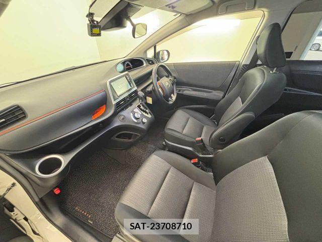 Toyota SIENTA 2019-08 7330062-18