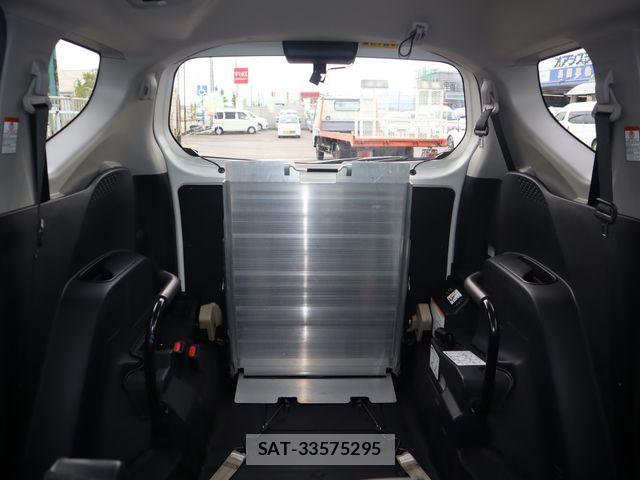 Toyota SIENTA 2021-02 7330053-18