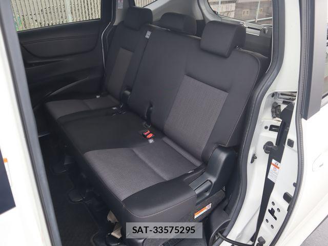 Toyota SIENTA 2021-02 7330053-19