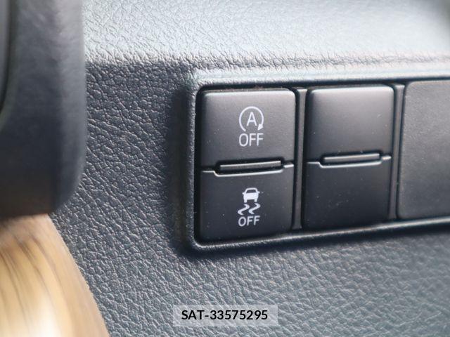 Toyota SIENTA 2021-02 7330053-24