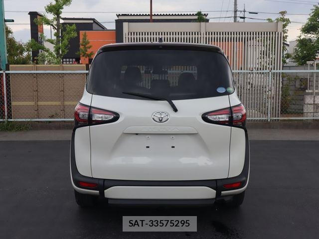 Toyota SIENTA 2021-02 7330053-3