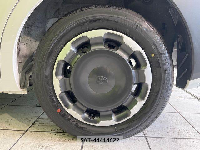 Toyota SIENTA 2025-03 7330034-13