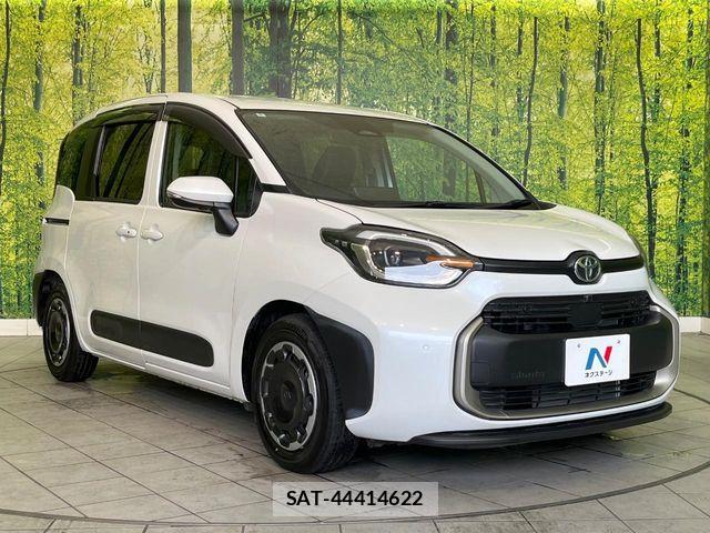 Toyota SIENTA 2025-03 7330034-16