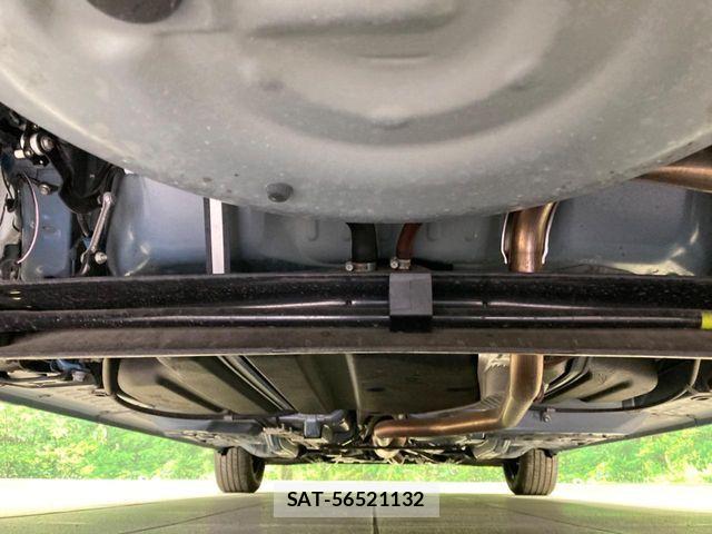 Toyota SIENTA 2021-07 7330050-18