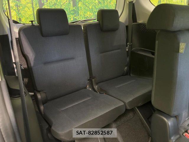 Toyota SIENTA 2015-07 7330070-9