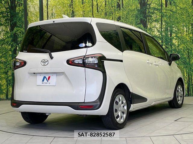 Toyota SIENTA 2015-07 7330070-17
