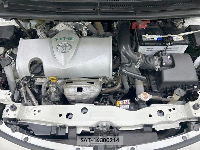Toyota SIENTA 2019-08 7330059-17