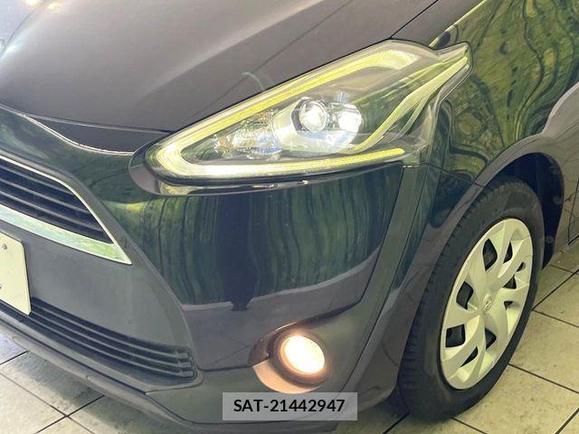 Toyota SIENTA 2016-07 7330074-13