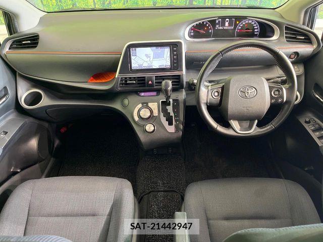 Toyota SIENTA 2016-07 7330074-1