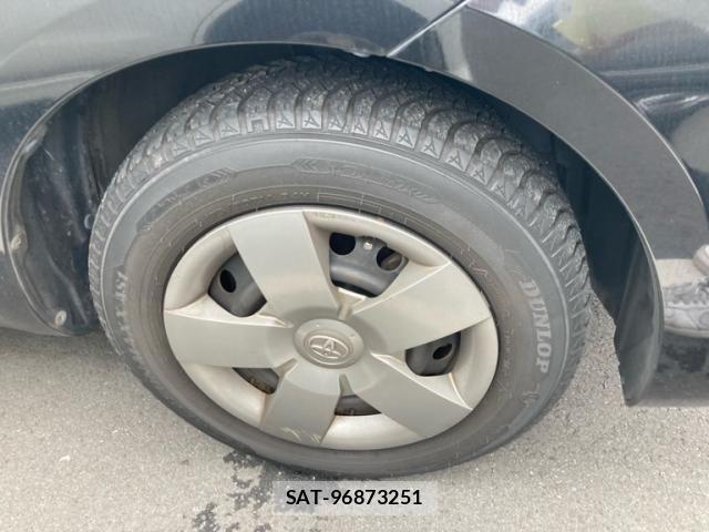 Toyota SIENTA 2012-05 7330081-5