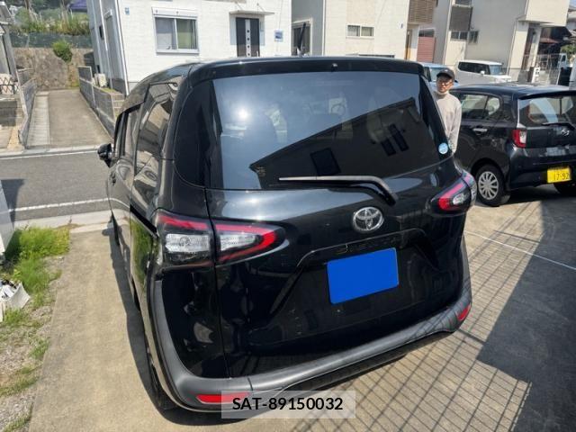 Toyota SIENTA 2016-03 7330079-1