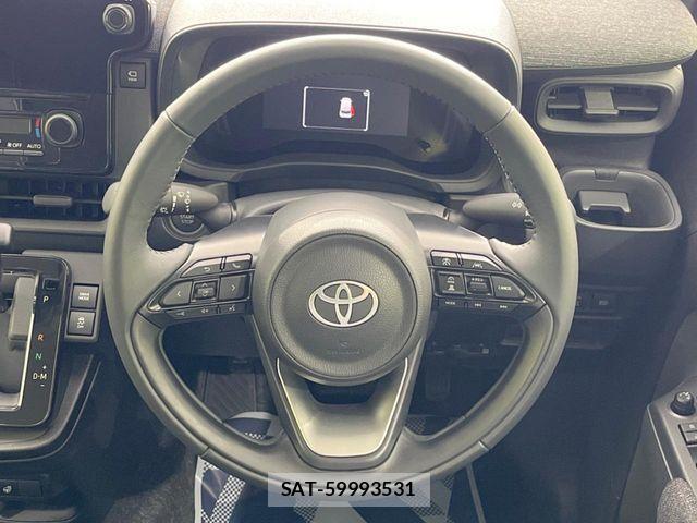 Toyota SIENTA 2025-03 7330032-11