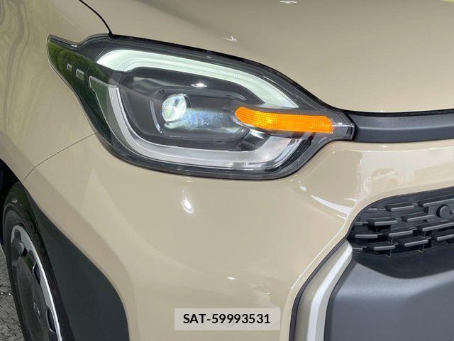 Toyota SIENTA 2025-03 7330032-12