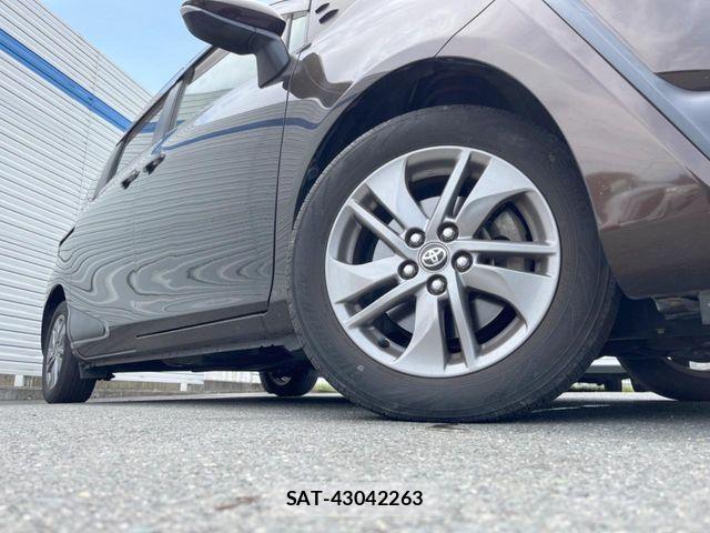 Toyota SIENTA 2017-06 7359836-14