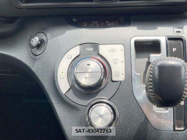 Toyota SIENTA 2017-06 7359836-4