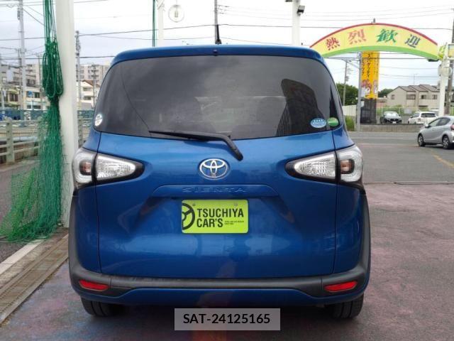 Toyota SIENTA 2017-04 7359826-10