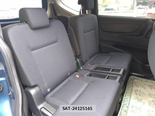 Toyota SIENTA 2017-04 7359826-20