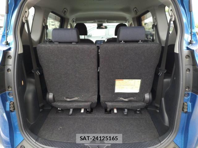 Toyota SIENTA 2017-04 7359826-24