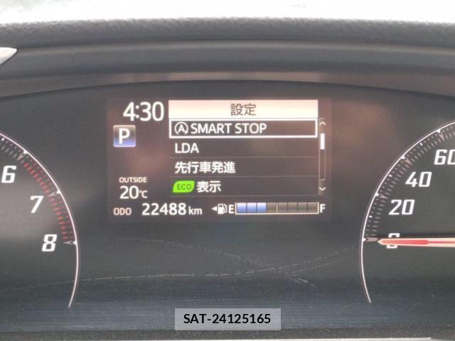 Toyota SIENTA 2017-04 7359826-28