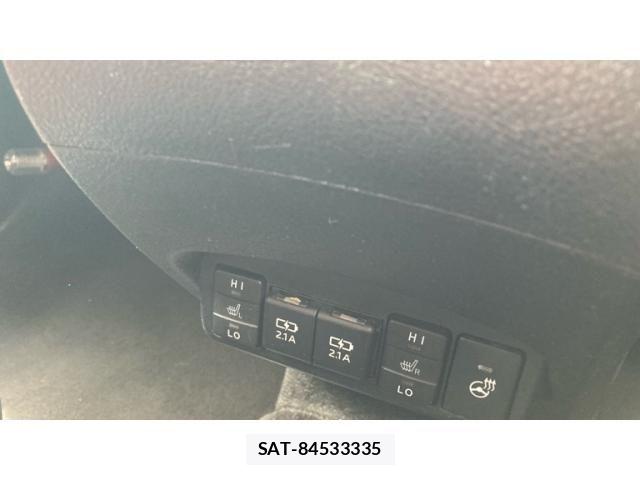 Toyota SIENTA 2019-09 7359821-18