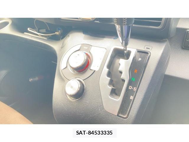 Toyota SIENTA 2019-09 7359821-19