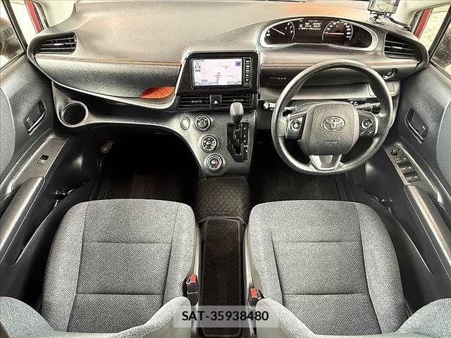 Toyota SIENTA 2017-08 7359835-1