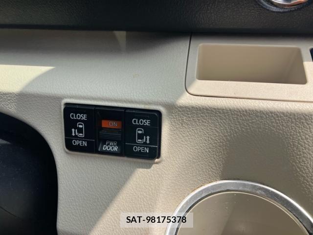 Toyota SIENTA 2016-07 7359832-13