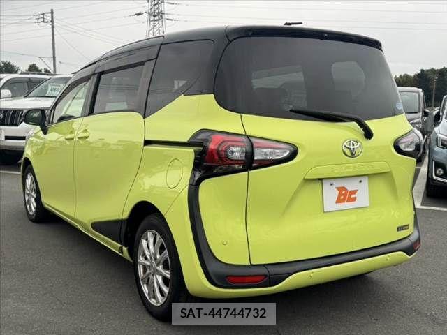 Toyota SIENTA 2019-06 7359827-12
