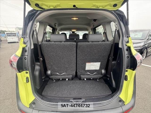 Toyota SIENTA 2019-06 7359827-18