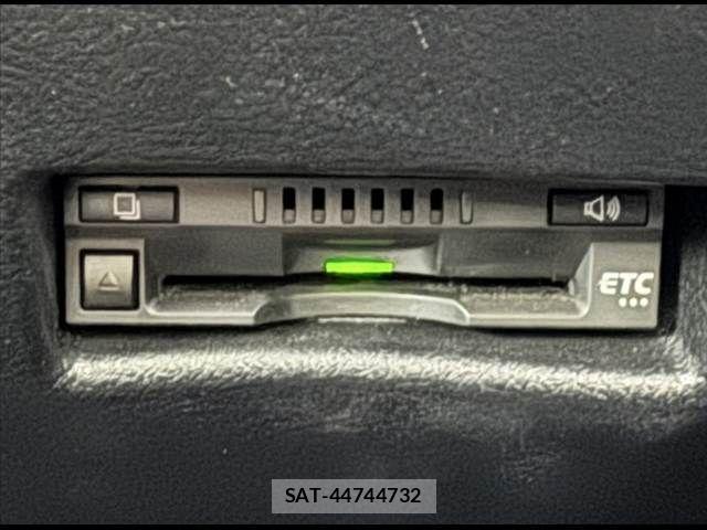 Toyota SIENTA 2019-06 7359827-4