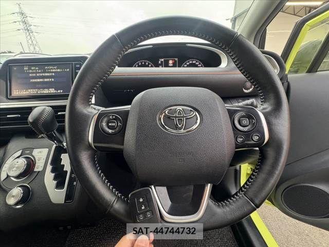 Toyota SIENTA 2019-06 7359827-6