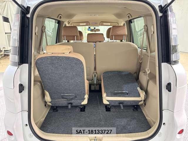 Toyota SIENTA 2012-04 7359833-26