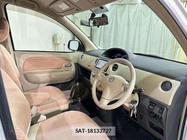 Toyota SIENTA 2012-04 7359833-8