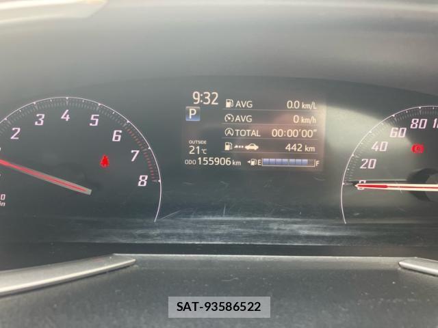 Toyota SIENTA 2016-03 7359830-17