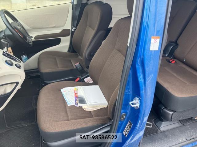 Toyota SIENTA 2016-03 7359830-8